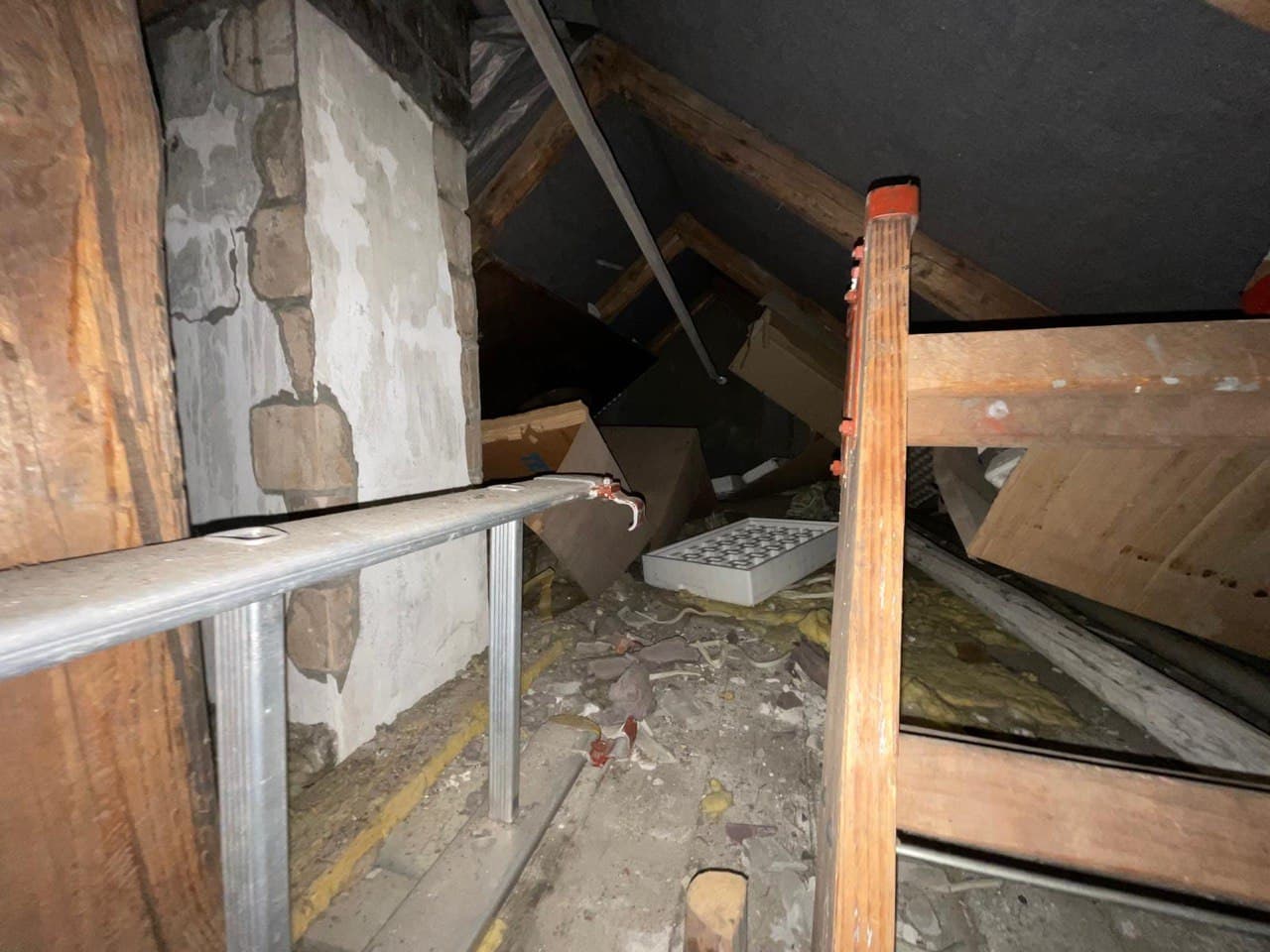 Vorher - Dachbodenauflösung in Bonn